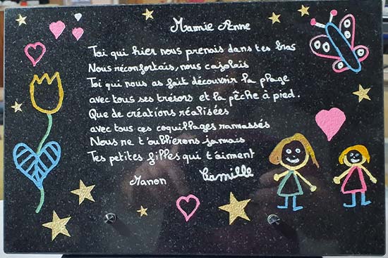 Plaque de marbre personnalisée avec des dessins